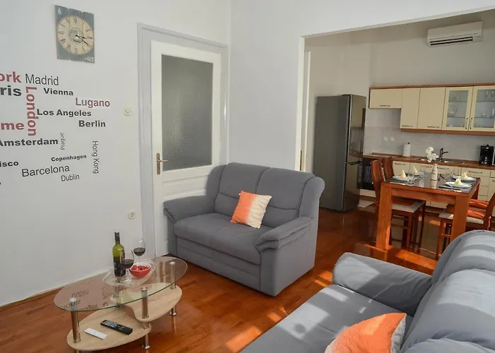 Appartamento Claudia, Near Old Town, Free Parking Place Zara